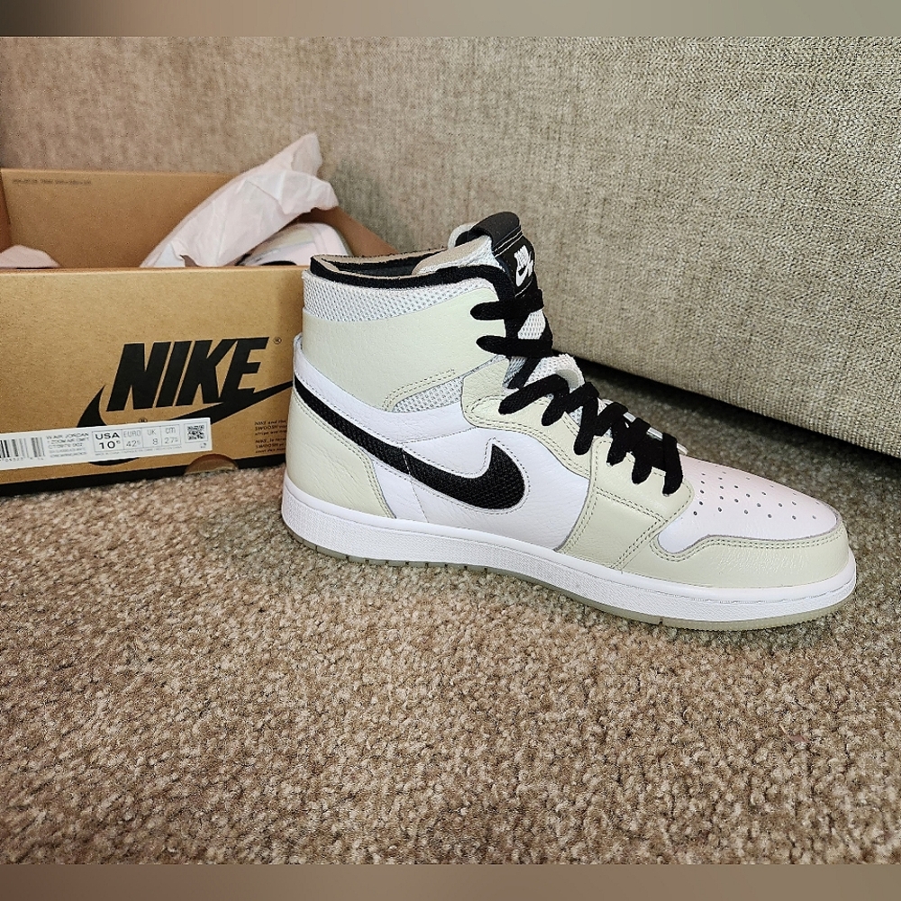 SOLD ๐ฆNike Jordan 1 Air CMFT - Light Bone - Picture 4 of 10